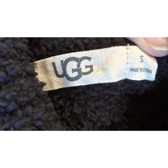 Ugg Womens Small Black Soft Turtleneck Sweater - Picture 4 of 5
